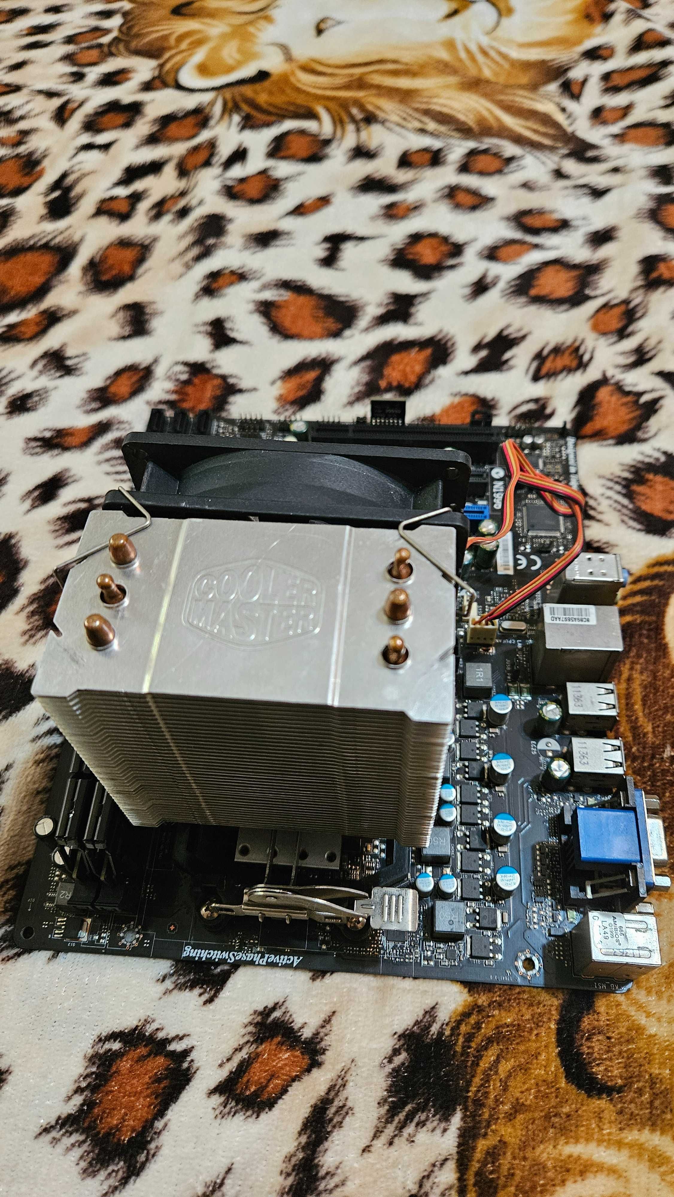 MSI 7641 + procesor AMD FX-6300 + Cooler Master + 16GB RAM DDR3
