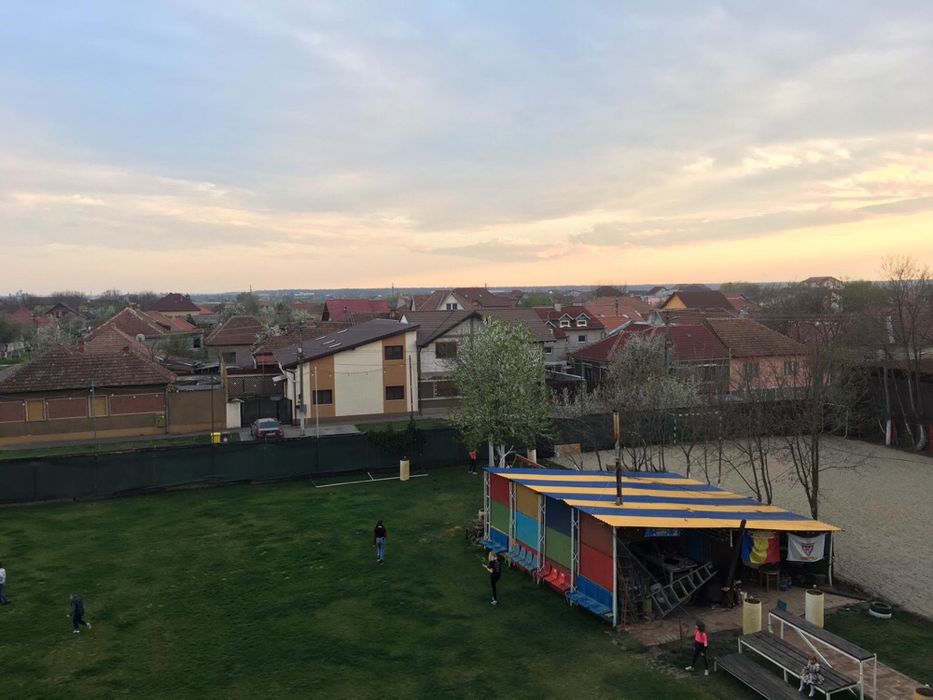 Inchiriez sala pentru diverse evenimente 70 mp-30-40 persoane