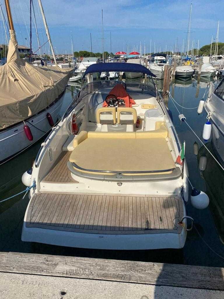 Barca Cranchi 27 CLS 450 Cp Benzina 2006