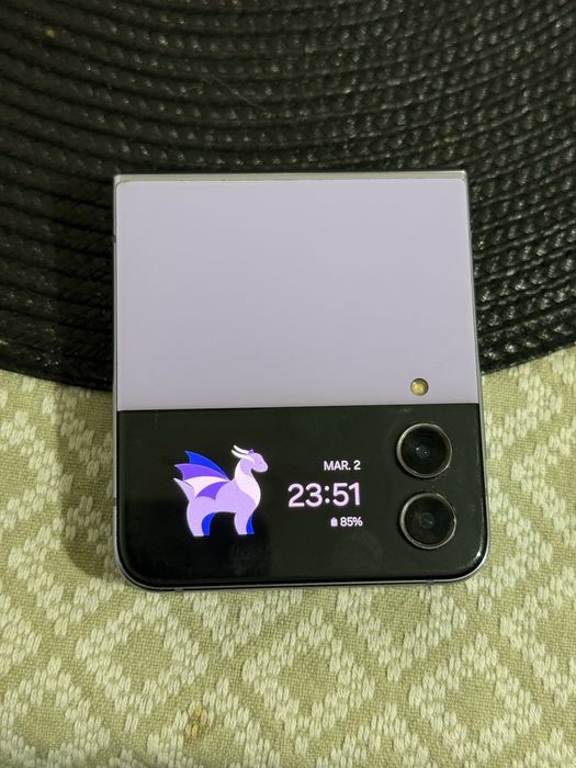 Samsung galaxy z flip 3