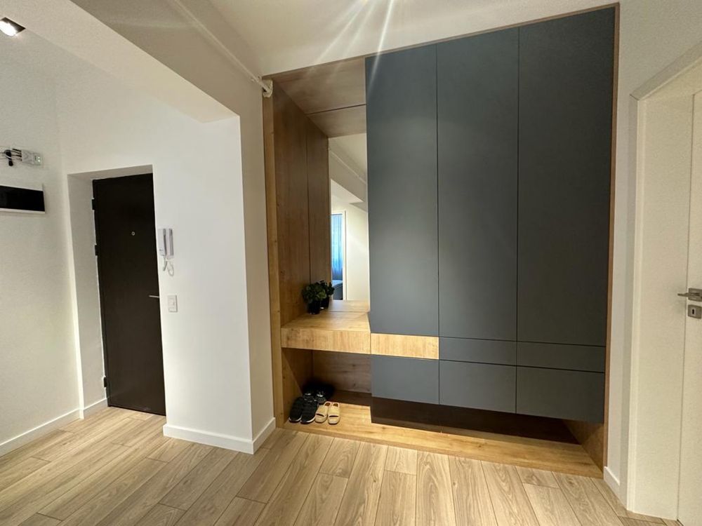 Inchiriez apartament 2 camere