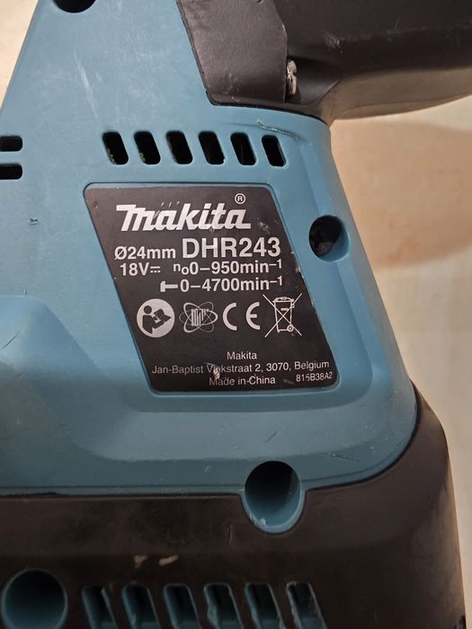 Rotopercutor Makita DHR 243