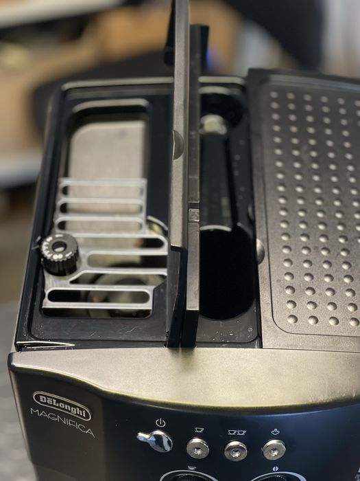 DeLonghi Magnifica ESAM4000.B - Кафеавтомати | Кафемашини