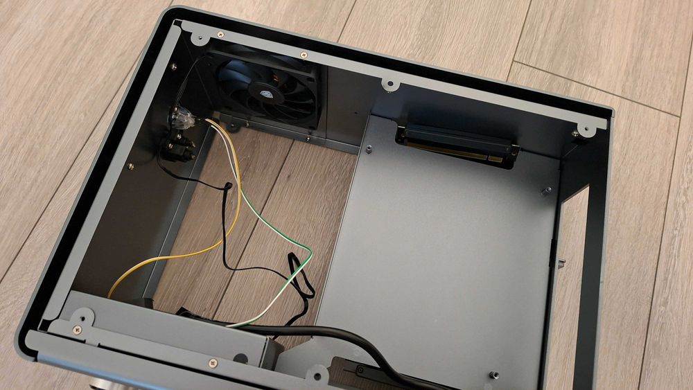 Carcasa Kolink Rocket v2 Mini-ITX