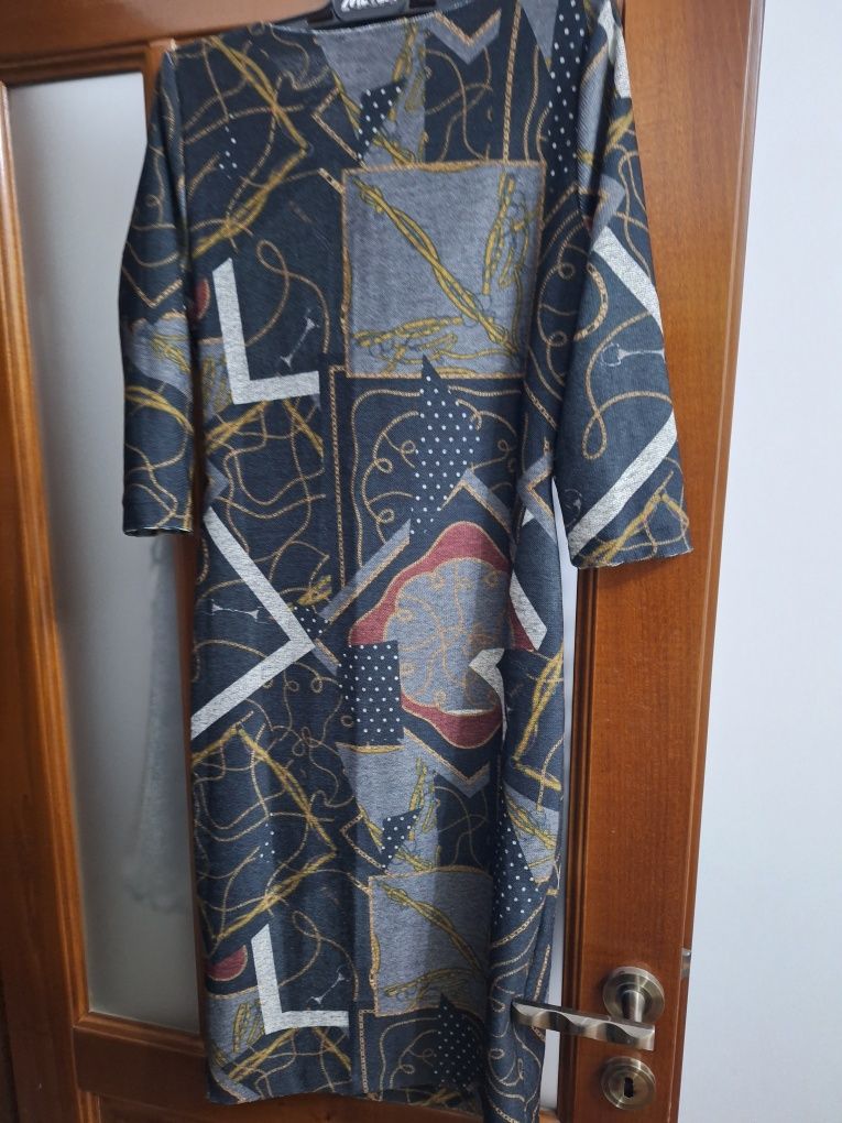 Rochie din tricot tip creion