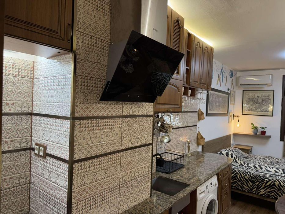 Дава се под наем Едностаен апартамент в Пловдив, Център - 40 кв.м за 900 € - Снимка #1