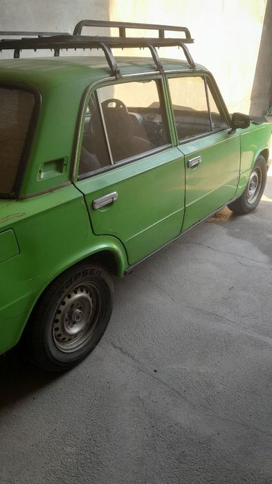 Vaz 21011. Benzin