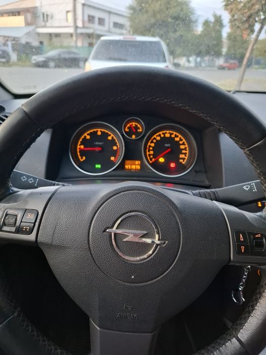 Opel astra H 1.7 motorină modelul full