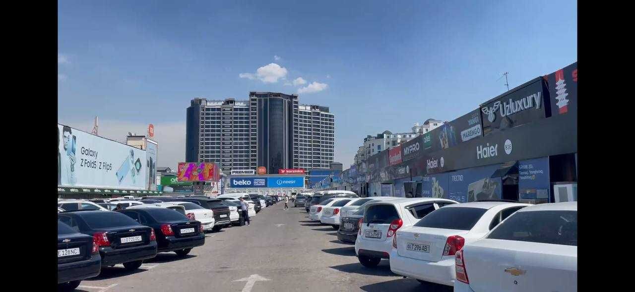 Продается нежилое. 122м2  Ориентир: ТЦ «Малика»