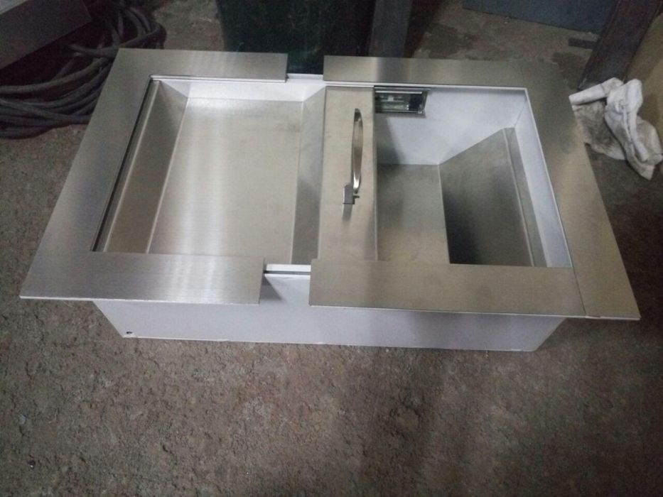 Передвижной кассовый лоток