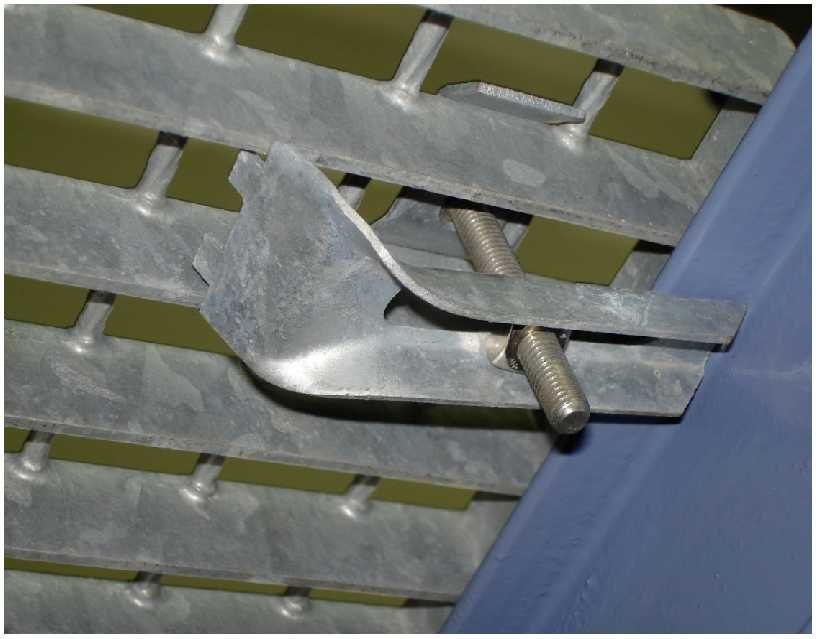 Clema prindere podea metalica gratar