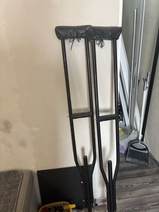 Костыли даром. Самовывоз.