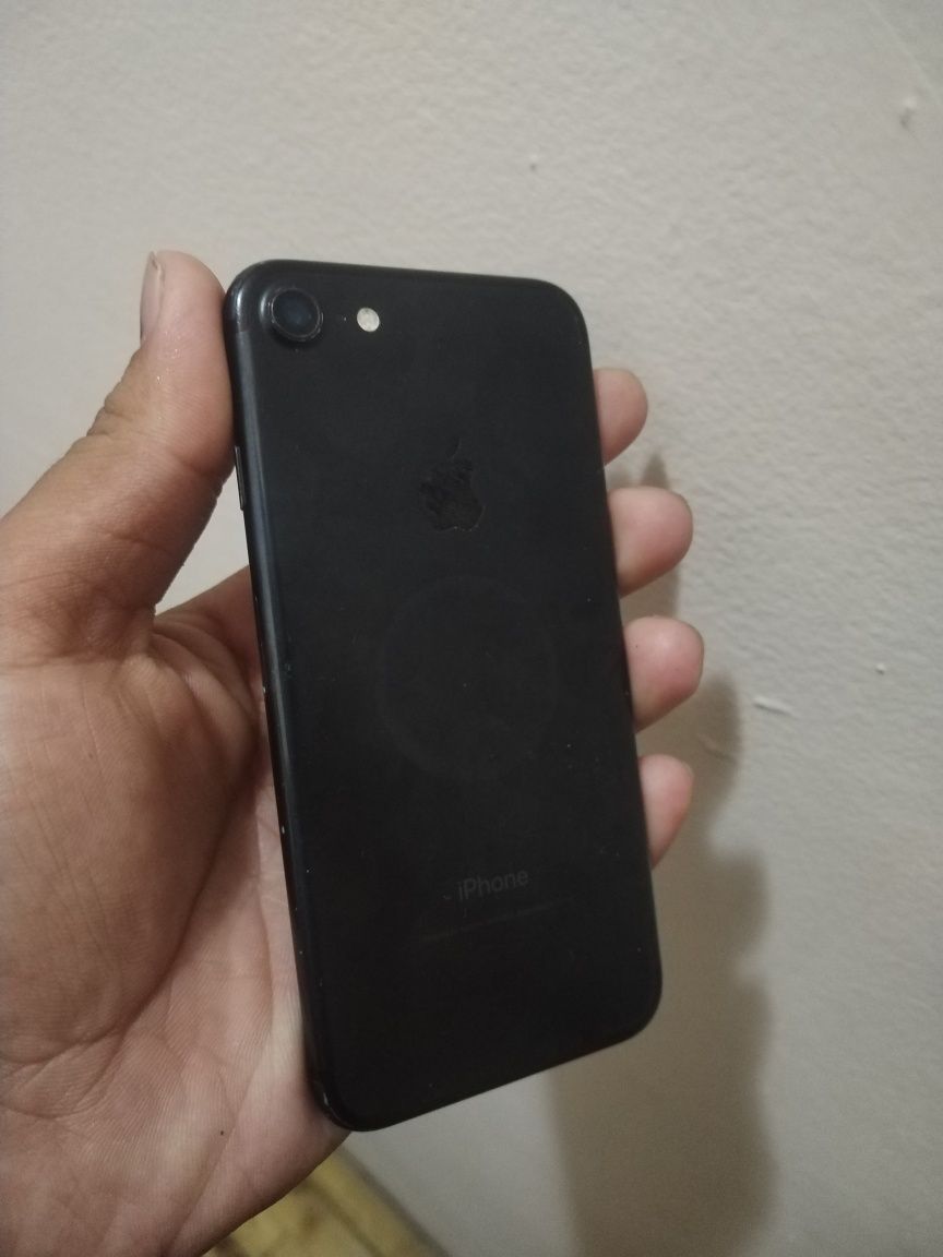 Iphone 7 ochilmagan radnoy