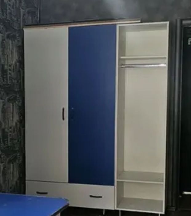 Шкаф детский высота 180, глубина 40, ширина 150