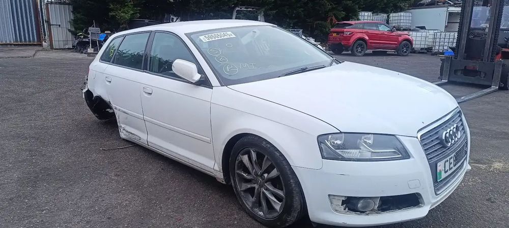 Dezmembrari / Dezmembrez Audi A3 1.6 CAYC cutie viteze LUB cod culoare LY9C