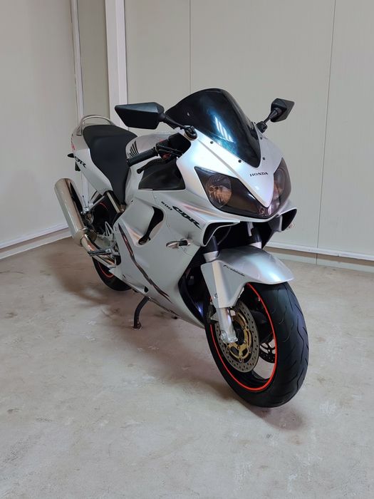 Honda cbr 600 f4i sport touring