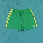 Pantaloni scurti Adidas Green