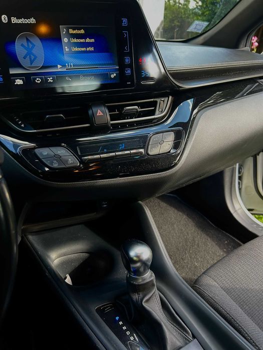 Toyota C-HR Hybrid Dynamic 2019