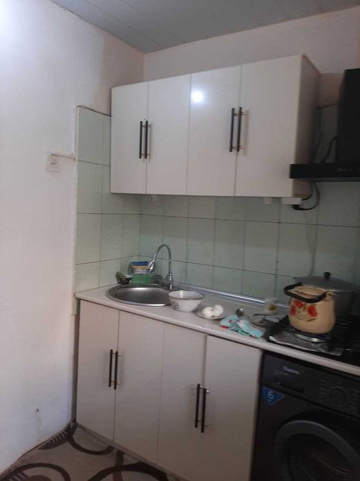 Продаётся квартира Чиланзар 24 квартал 2/1/4  2*6  Ипотека