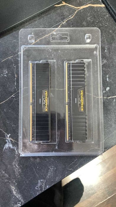 ОЗУ Corsair DDR4 3200 RAM