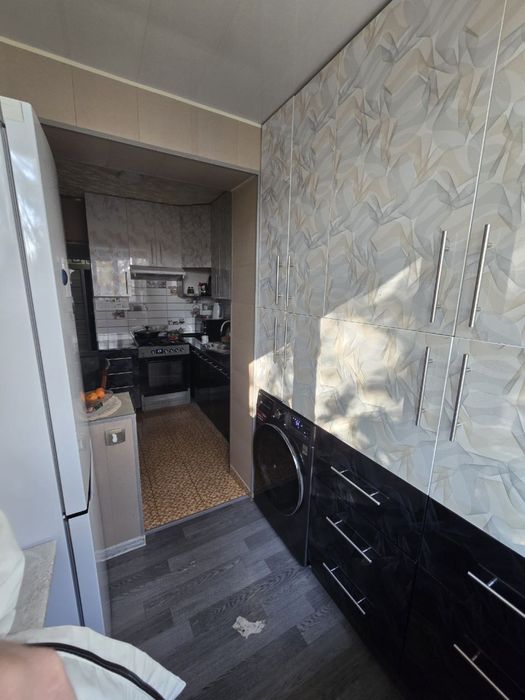 Срочно продам квартиру 2/4/4