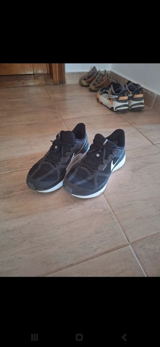 Adidasi barbati nike