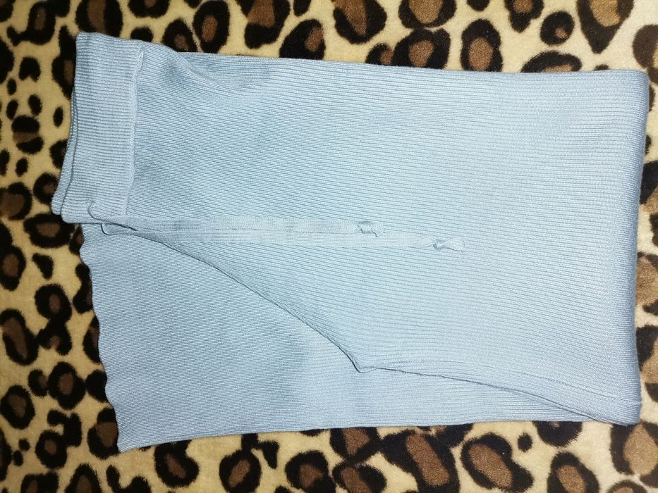 Pantaloni mărimea XS, Stradivarius, impecabili, purtați o data