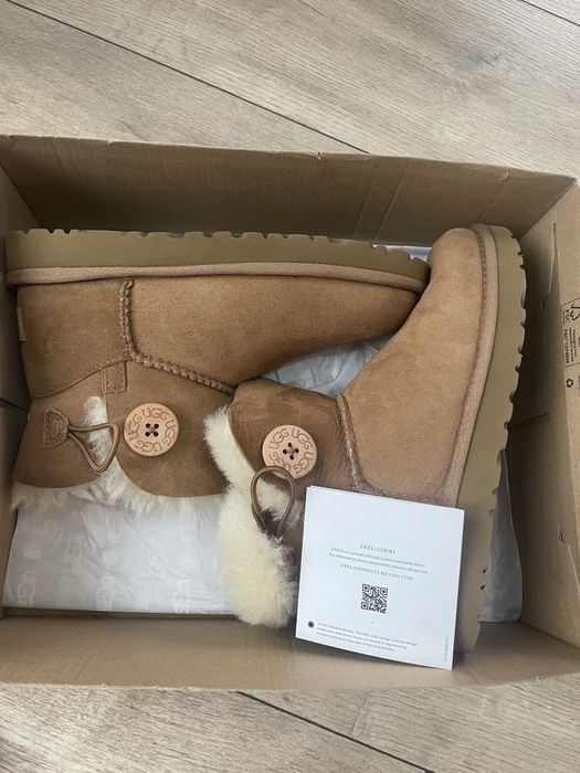 Ugg оригинални нови ботуши