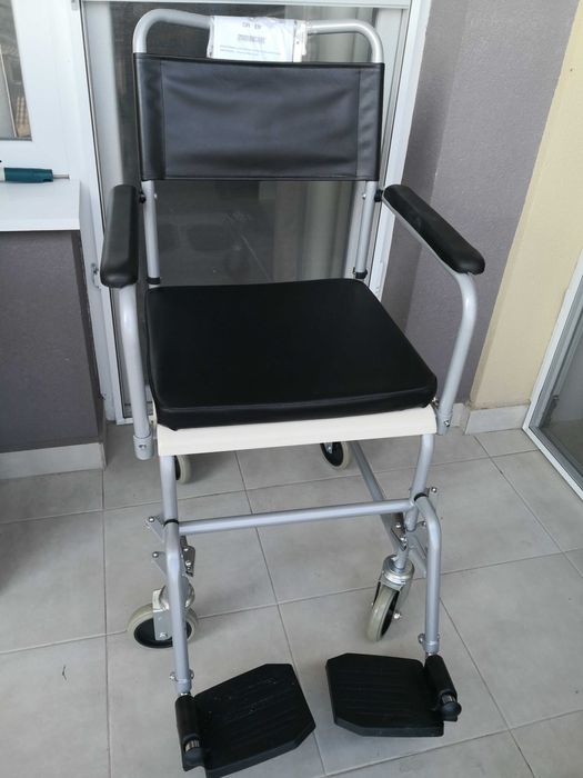 Продава Стол за баня и тоалет