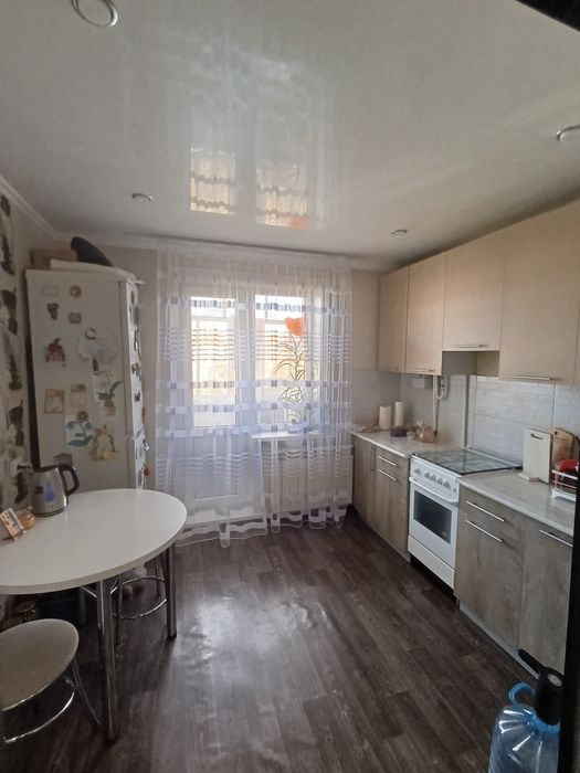 Продам 2 комнатную квартиру