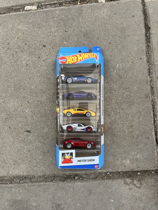 Hot wheels колички