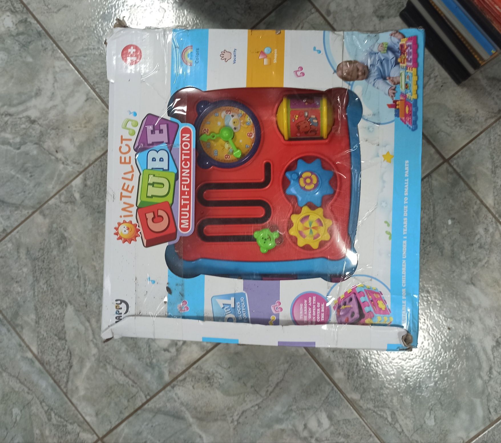 Интерактивна играчка кубче 6 в 1