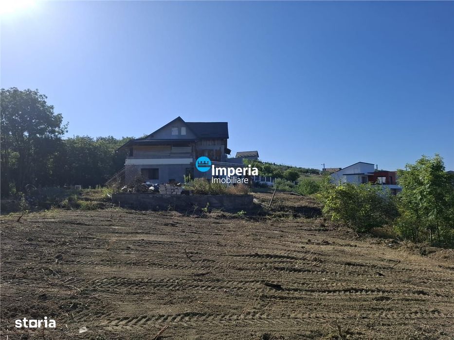 Tomesti Primarie, teren intravilan cu utilitatile in apropiere, privel