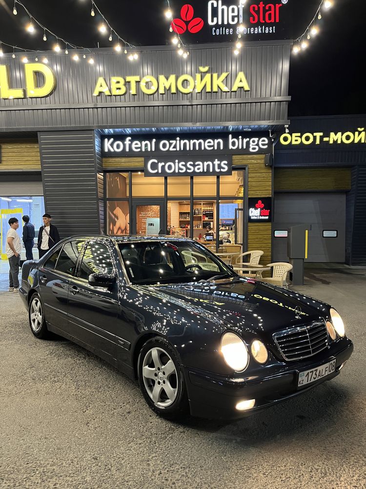 Мерседес Бенз е280. (Mercedes Benz E class)