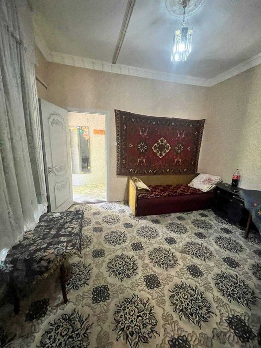Продаётся квартира на земле массив Кушбеги с двором