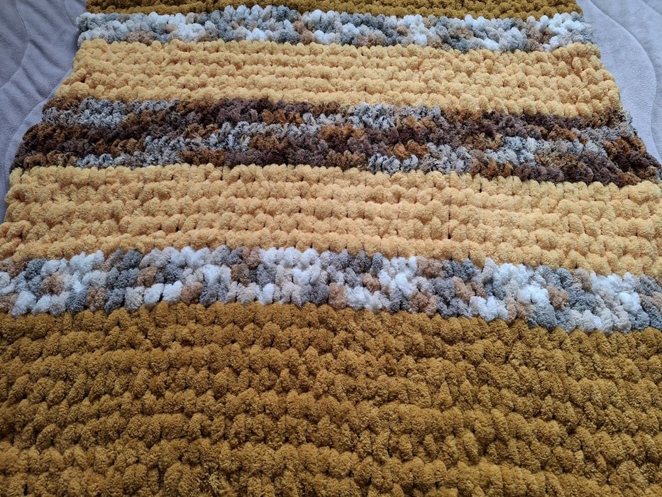 ТОТАЛНА РАЗПРОДАЖБА Ръчно плетено  бебешко одеяло