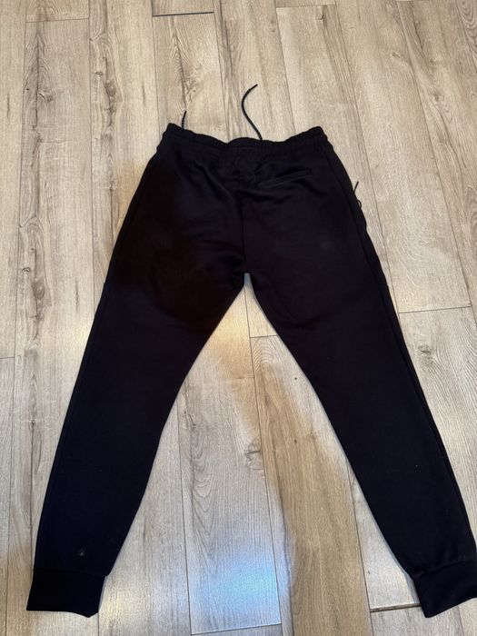 Pantaloni trening negrii