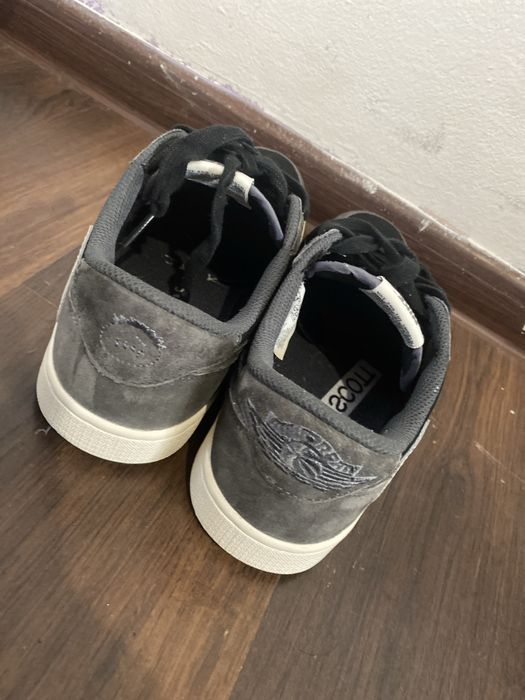 Vand Jordan 1 Travis Scott