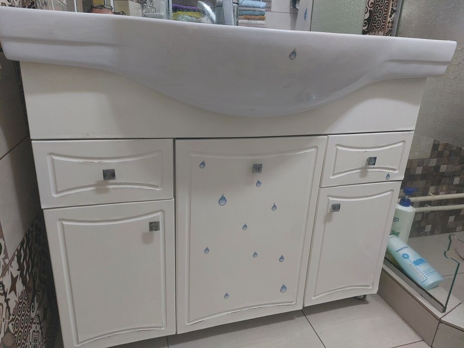 Vând mască cu lavoar de baie