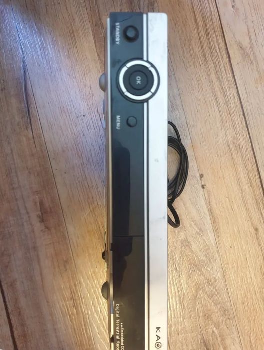 KAON KACF-S660HD MPEG4HD/H.264 Беспроводной цифровой ресивер SD/HD-TV