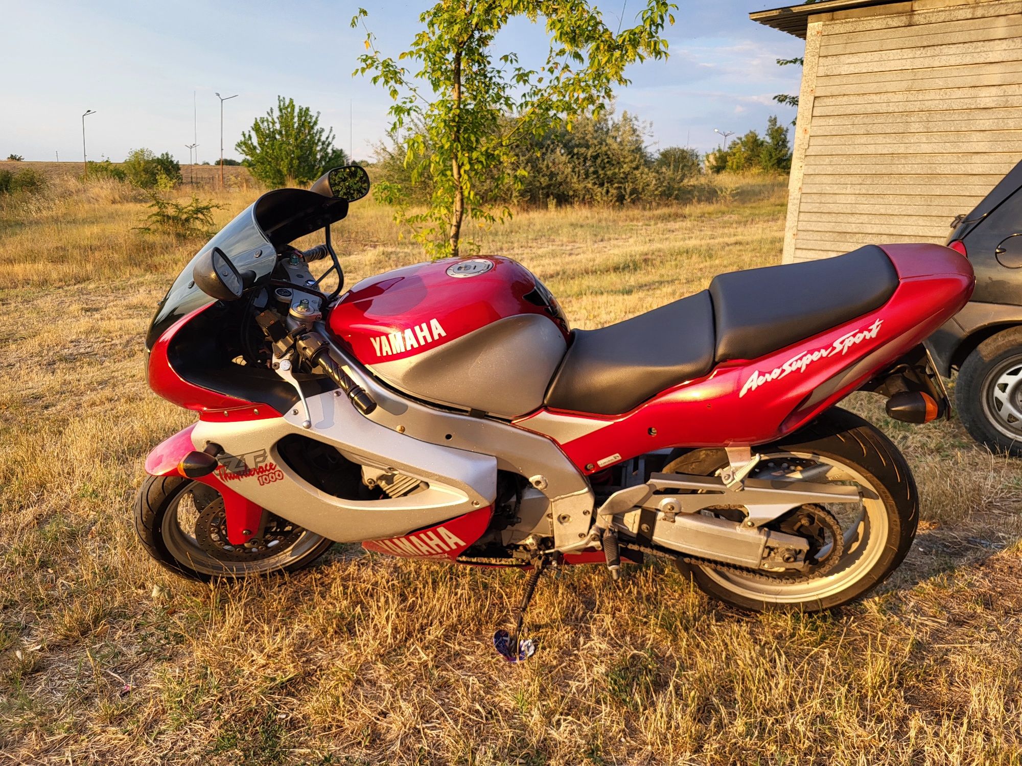 Yamaha YZF 1000 R
