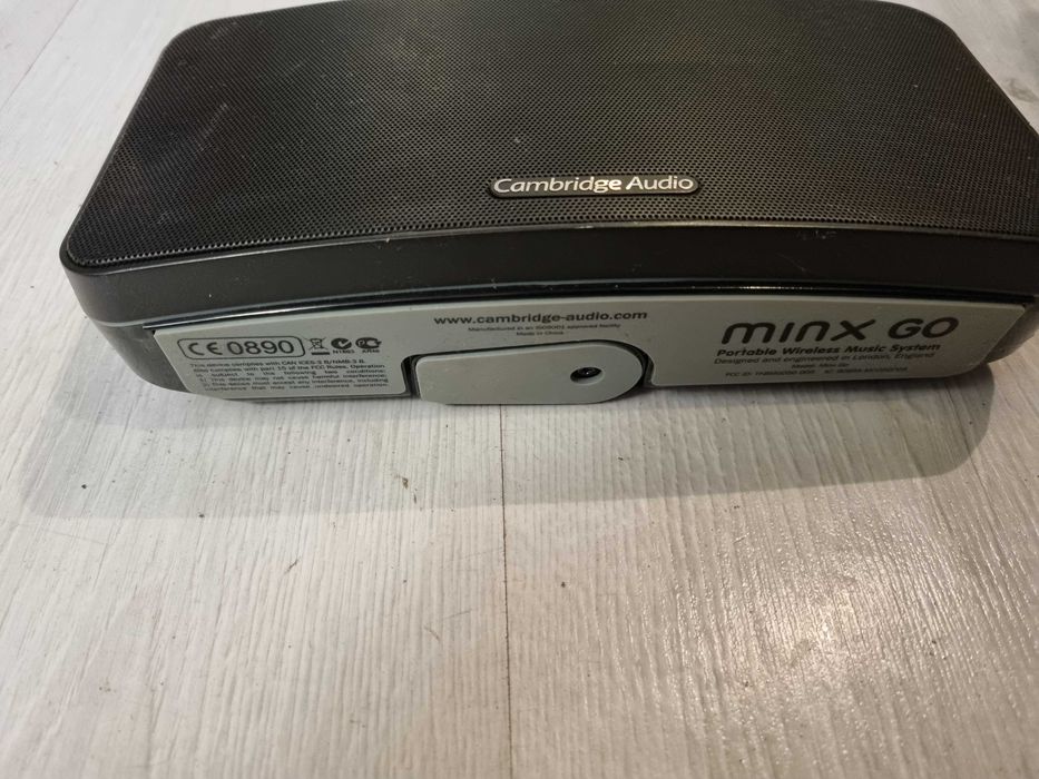 Boxa portabila Cabridge Audio MinX Go Defect