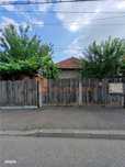 Exclusivitate! Casa demolabila + teren in zona Mihai Viteazu