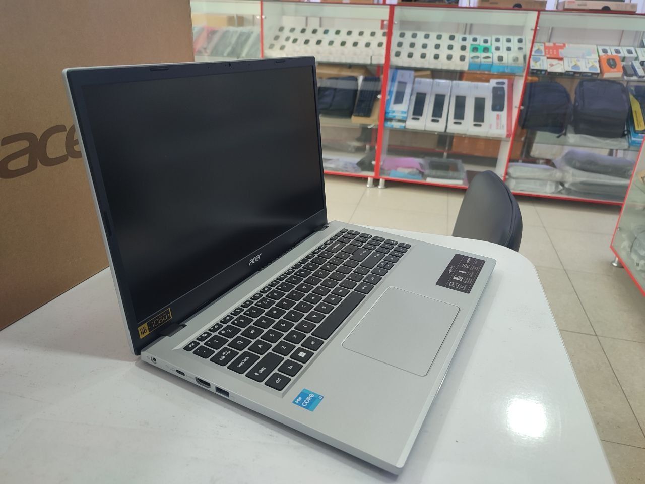 Acer core i3 13 avlod yangi noutbuk