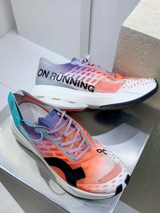 Нови мъжки маратонки On Cloudboom Strike