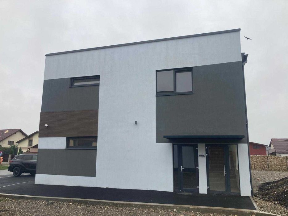 Spatiu comercial in cartier Izvor, Tarlungeni