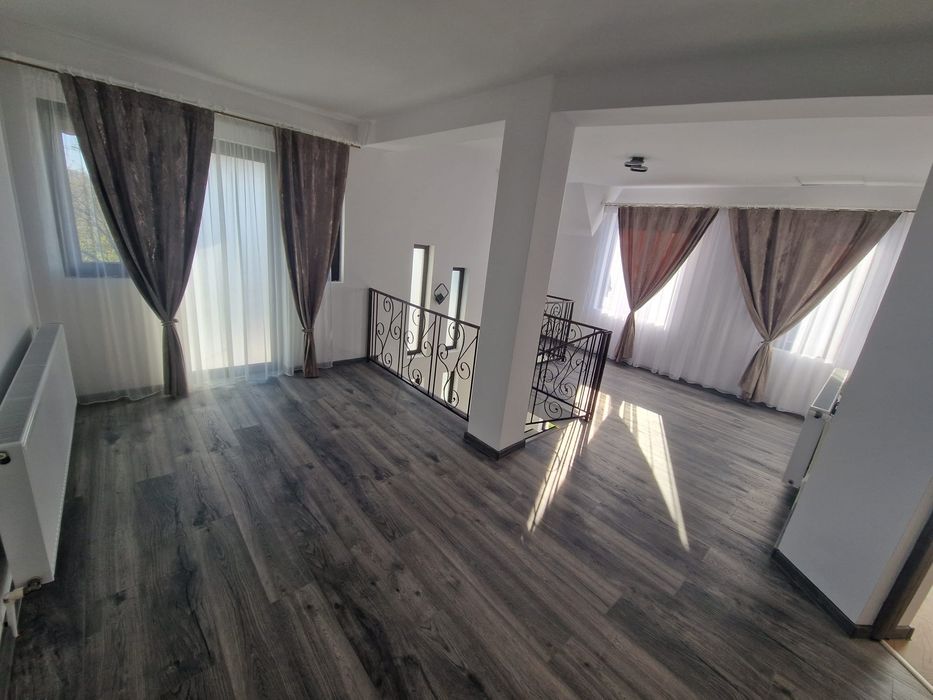 Casă de vânzare la 15 km de București