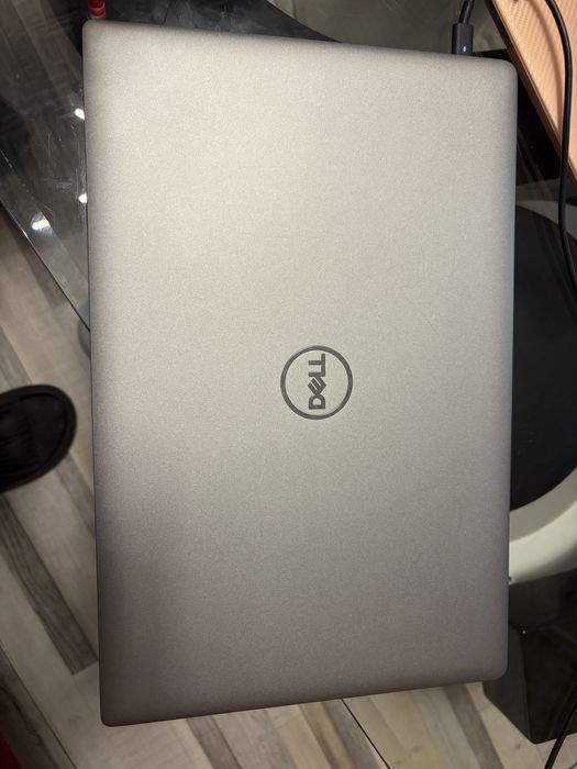 Лаптоп DELL Latitude 5530 - без забележки!