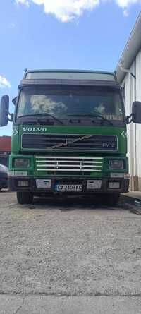 Камион Volvo FM12