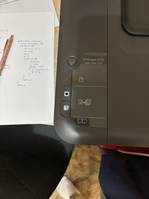 Vand imprimanta HP Deskjet 2050